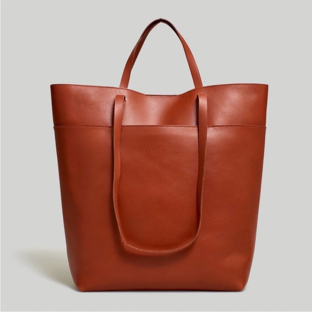 Brand New Perfect NWT Madewell “The Essentials” Tote - Warm Cinnamon 🍁